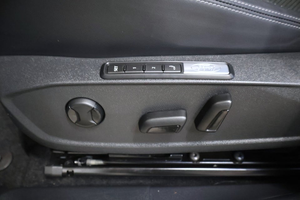 Ford Explorer 77 Select Extended Range 5d