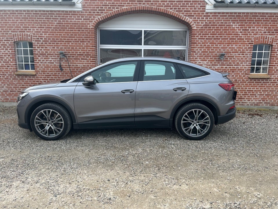 Audi Q4 e-tron 40 Advanced Sportback 5d