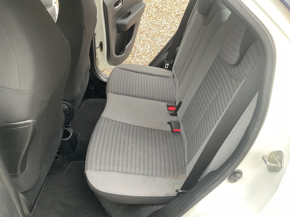 Toyota Aygo 1,0 VVT-i x-plore 5d