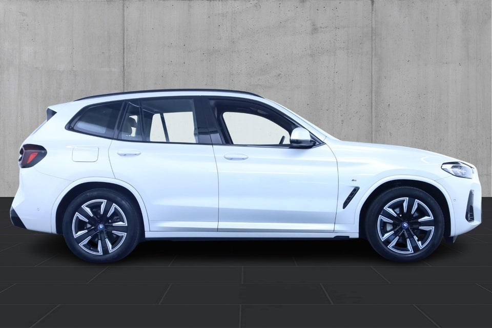 BMW iX3 Charged M-Sport 5d