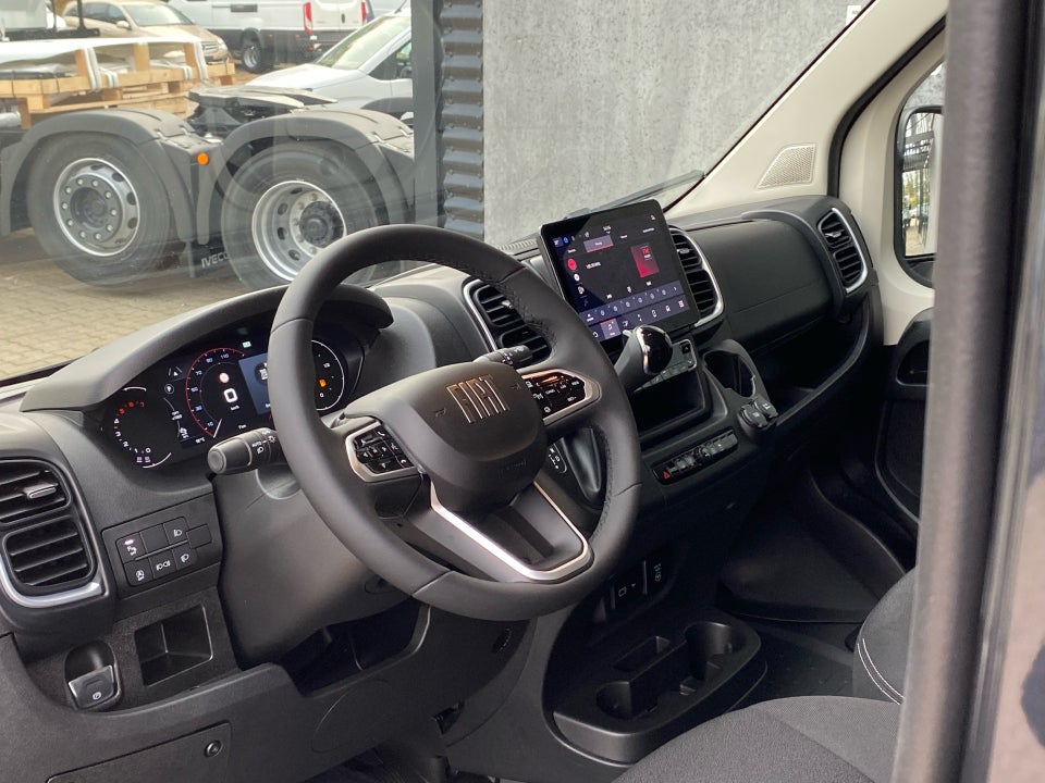 Fiat Ducato 35 Maxi 2,2 MJT 180 Kassevogn L2H2 Pro+ aut.