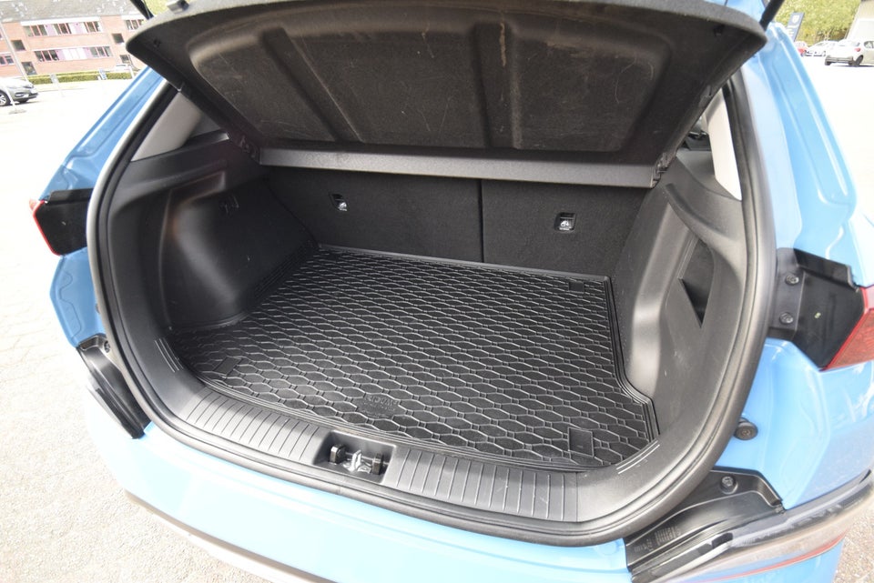 Hyundai Kona 39 EV Select 5d