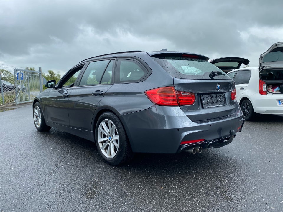 BMW 330d 3,0 Touring aut. 5d