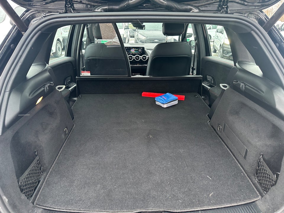 Mercedes B200 1,3 aut. Van 5d