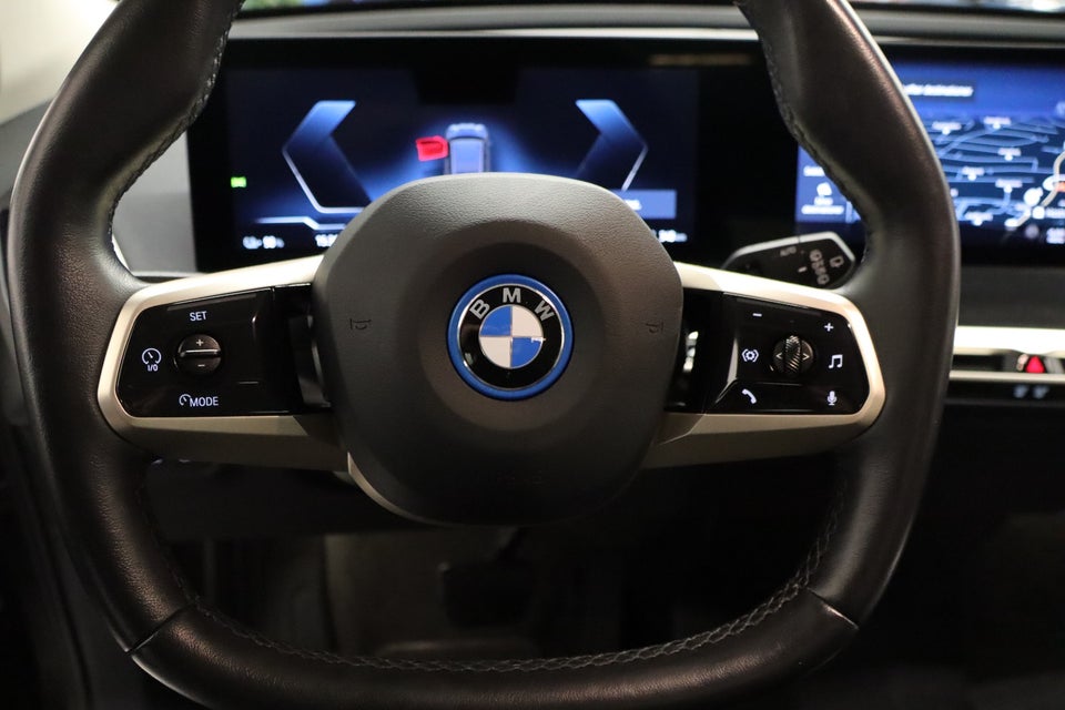 BMW iX xDrive40 Sport 5d