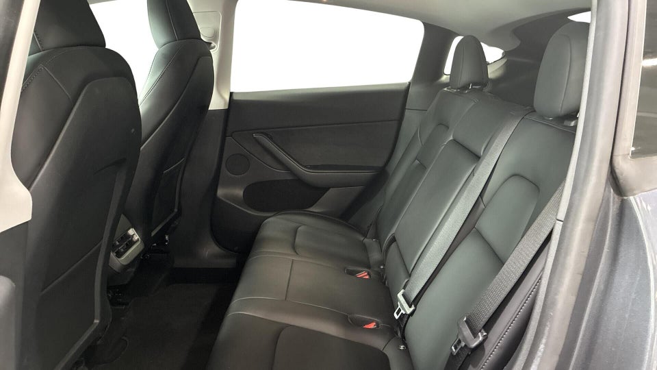 Tesla Model Y RWD 5d