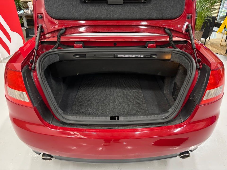 Audi A4 2,4 V6 Cabriolet Multitr. 2d