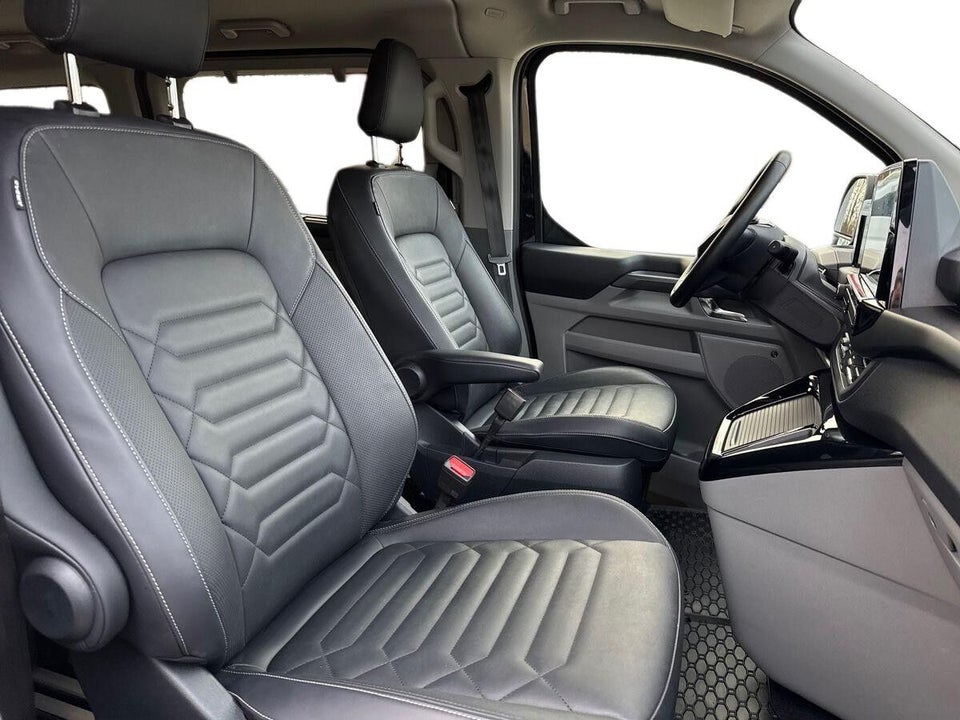 Ford Tourneo Custom 340L 2,5 PHEV Titanium X CVT