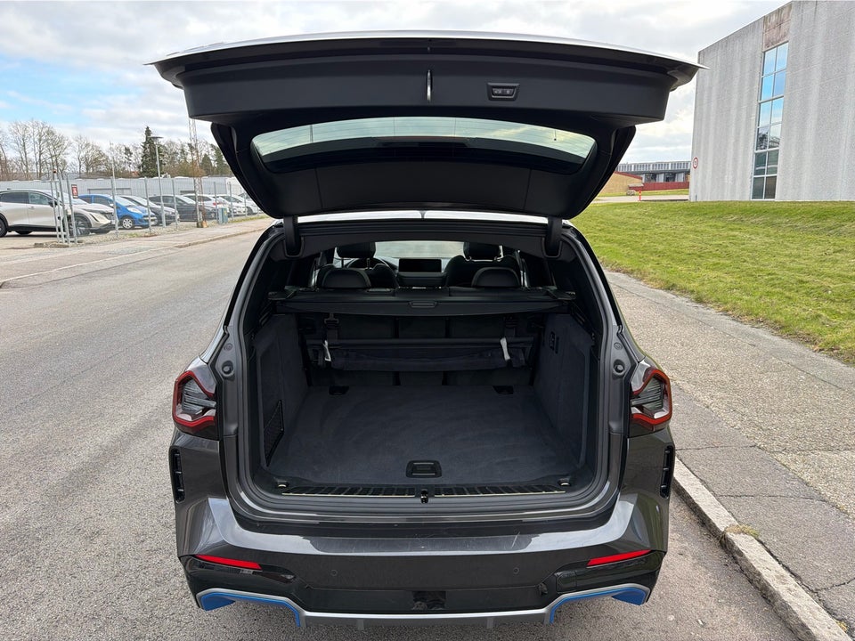 BMW iX3 Charged Plus M-Sport 5d