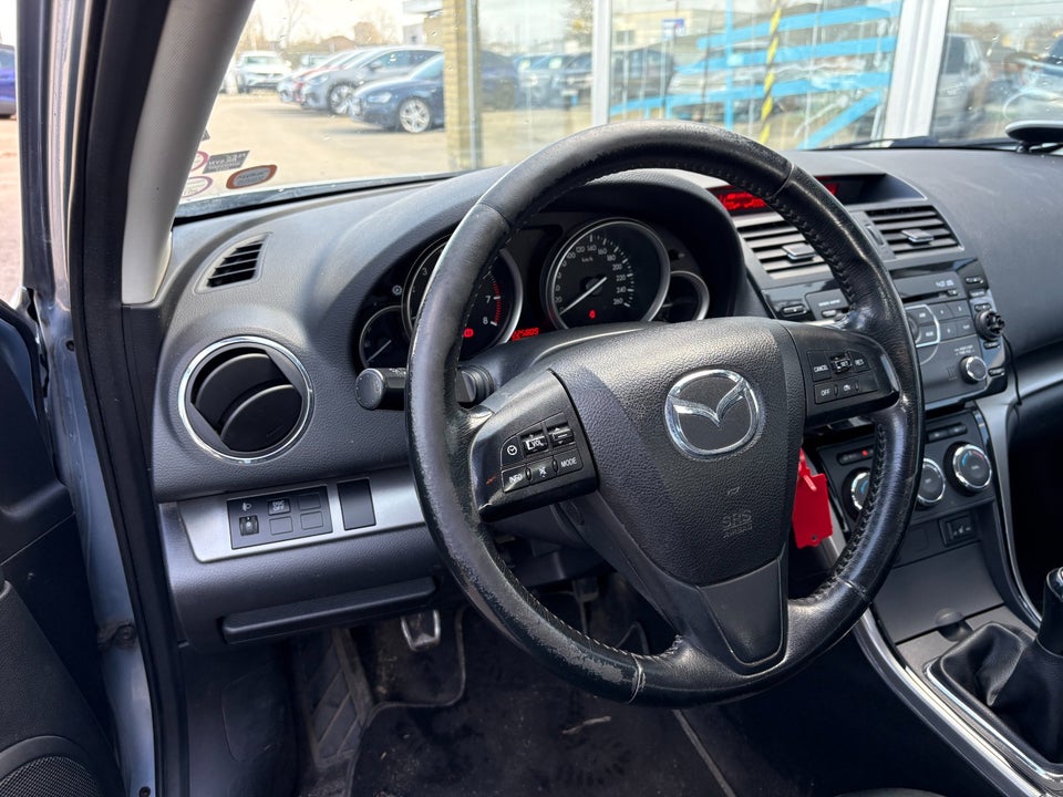 Mazda 6 2,0 Advance 4d