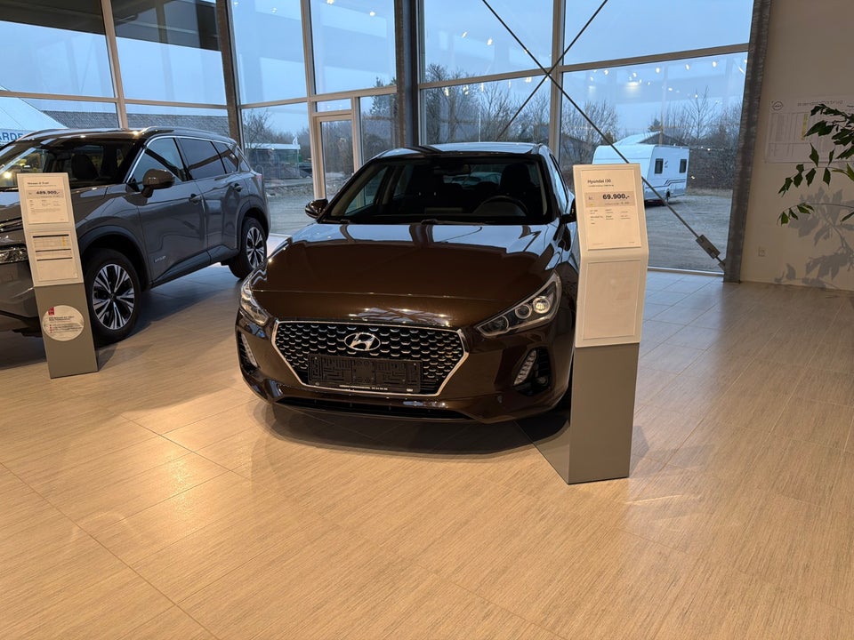 Hyundai i30 1,6 CRDi 110 Premium 5d