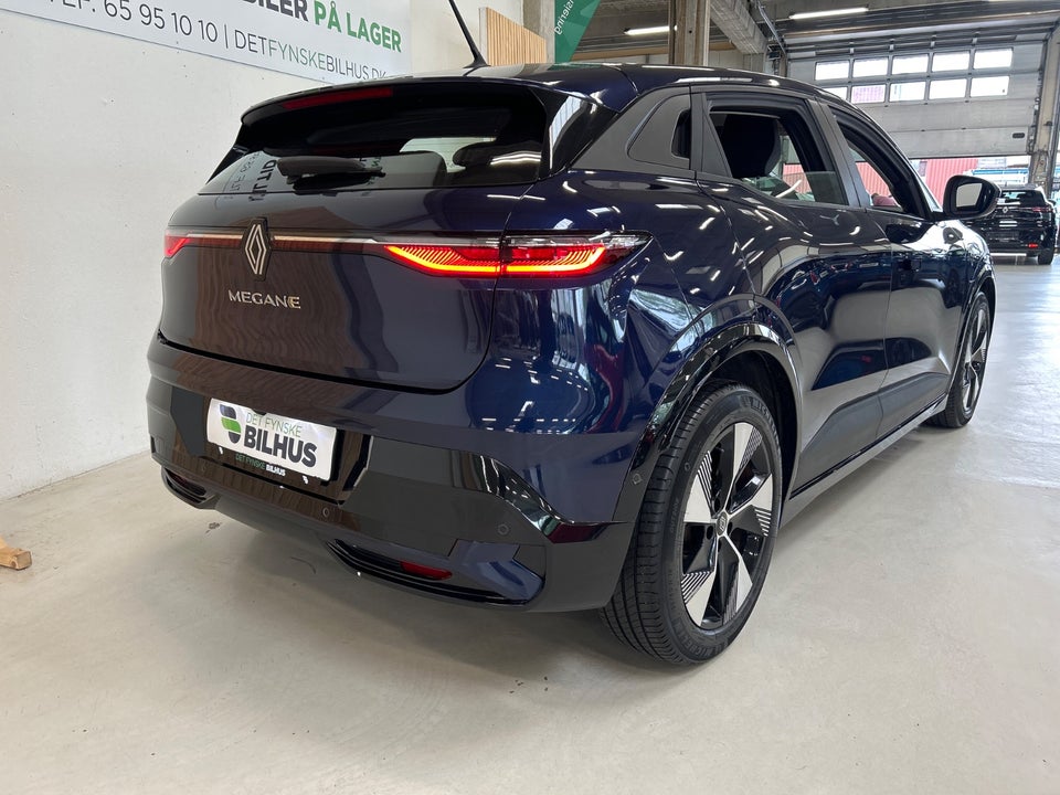 Renault Megane E-Tech 40 Equilibre 5d