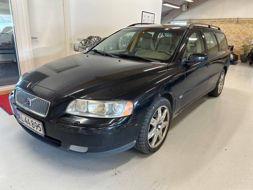 Volvo V70 2,4 170 5d