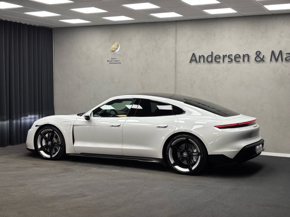 Porsche Taycan 4S Performance+ 4d