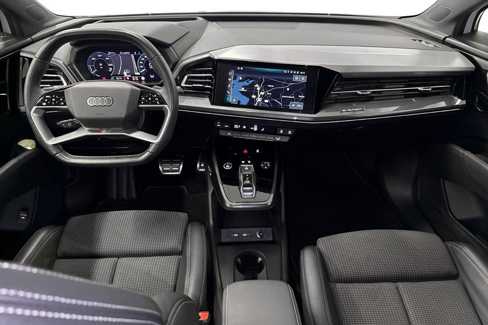 Audi Q4 e-tron 40  5d