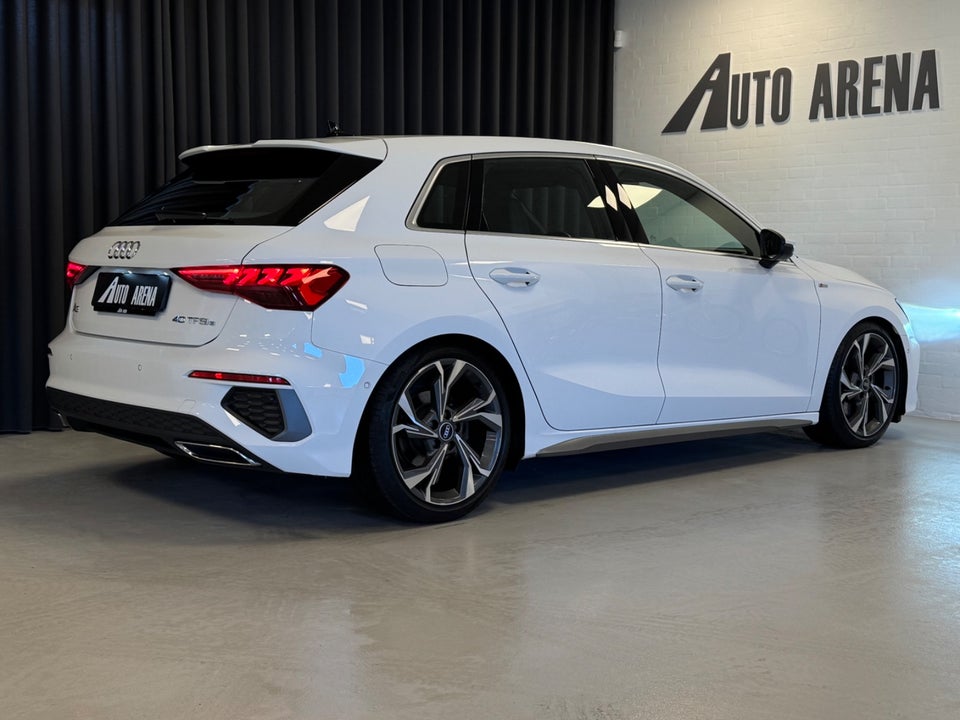 Audi A3 40 TFSi e S-line Sportback S-tr. 5d
