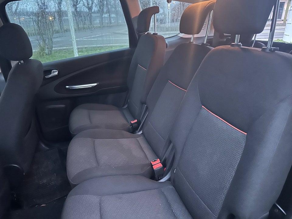 Ford S-MAX 2,0 Titanium 7prs 5d