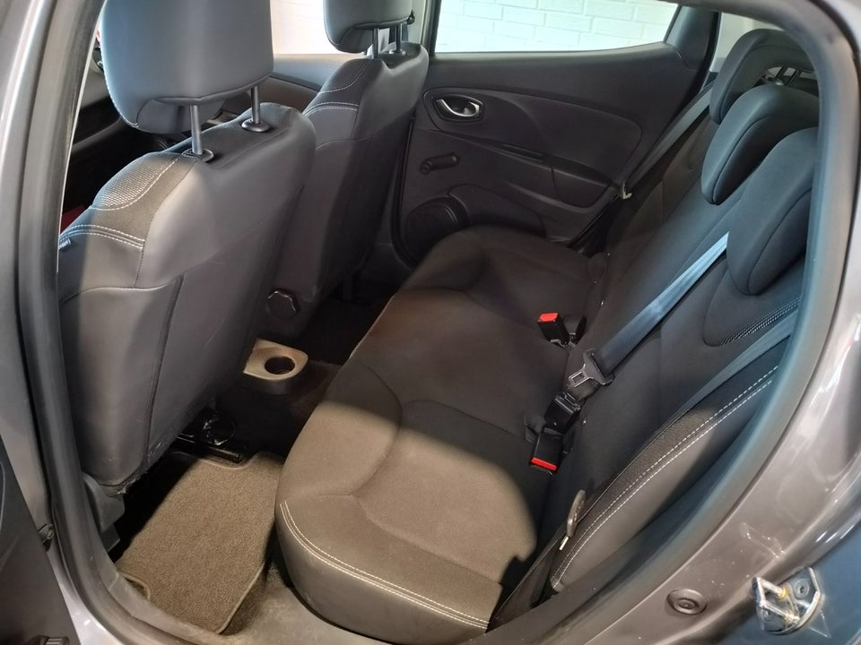 Renault Clio IV 0,9 TCe 90 Expression 5d