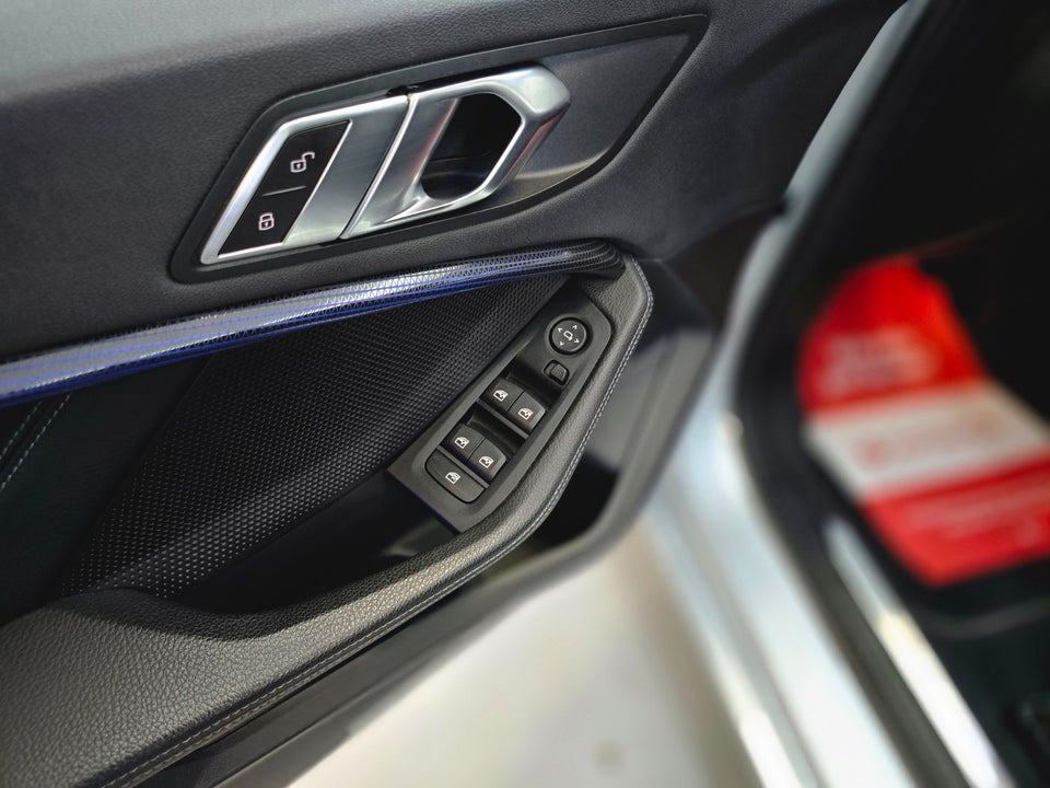 BMW 118i 1,5 Sport Line aut. 5d