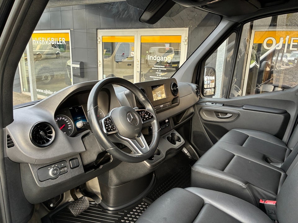 Mercedes Sprinter 215 2,0 CDi A2 Kassevogn aut. FWD