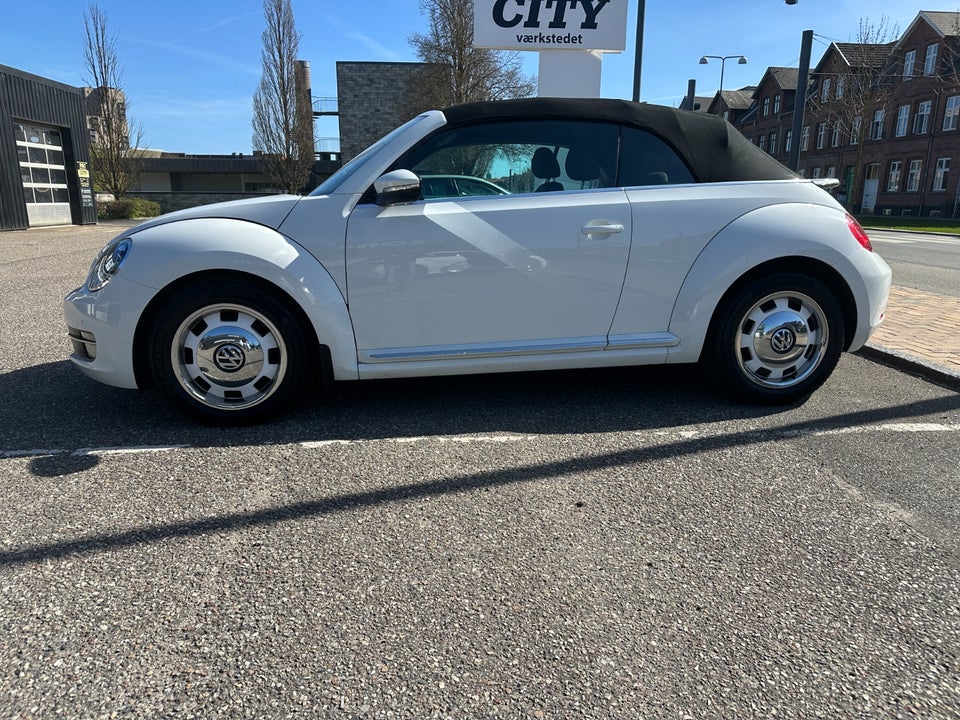VW The Beetle 1,4 TSi 160 Design Cabriolet DSG 2d
