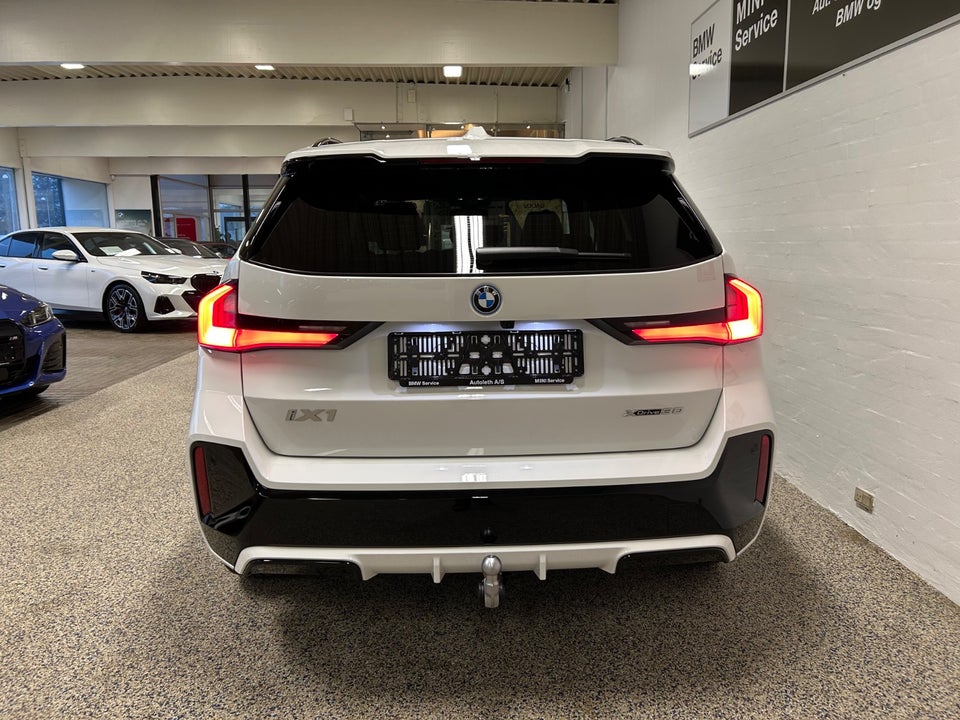 BMW iX1 xDrive30 Fully Charged 5d