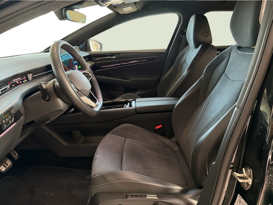 VW ID.7 77 Style+ Tourer 5d