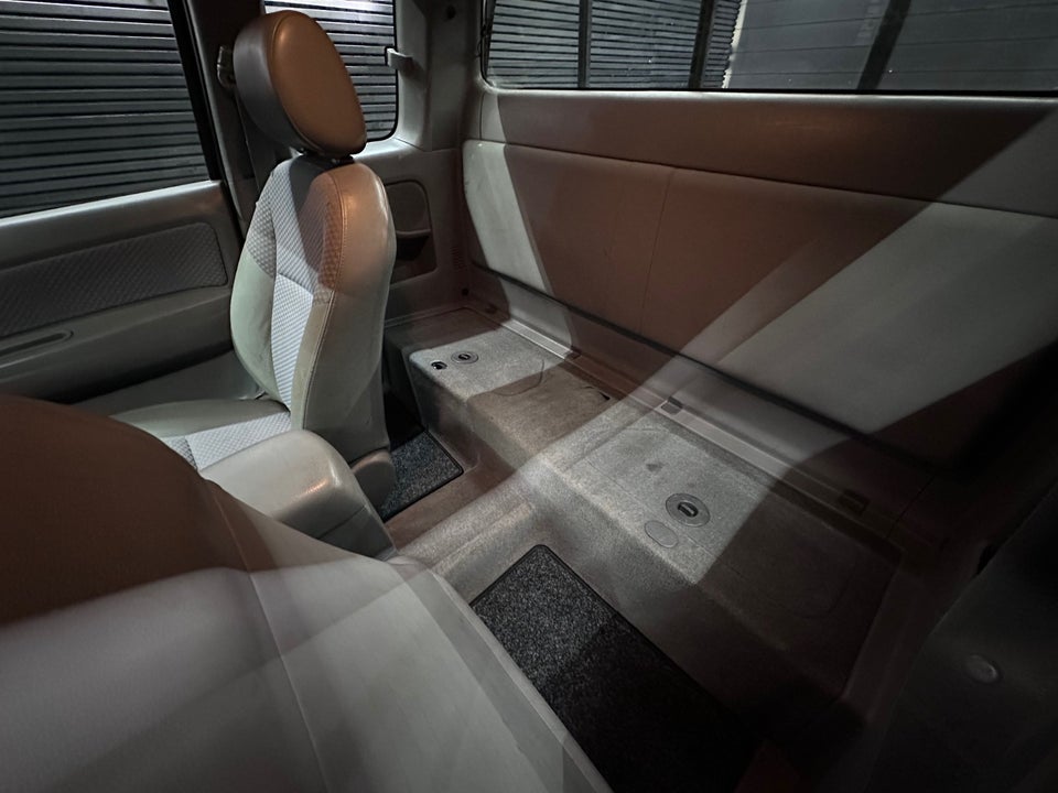 Toyota HiLux 2,5 D-4D 120 Ex.Kab 2d