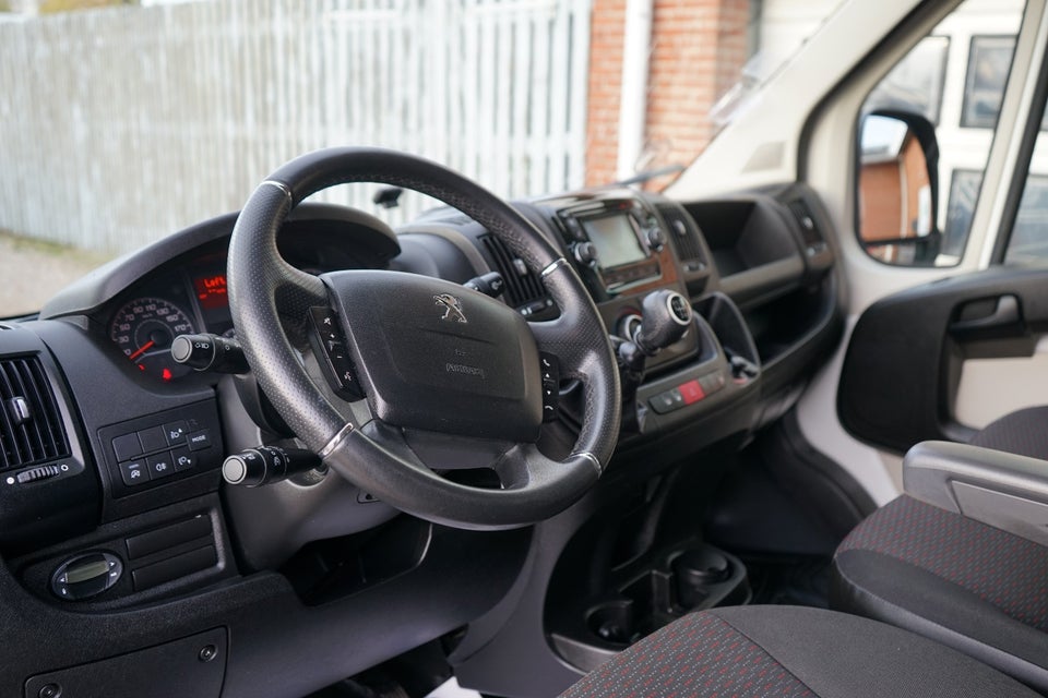 Peugeot Boxer 335 2,0 BlueHDi 130 L3H2