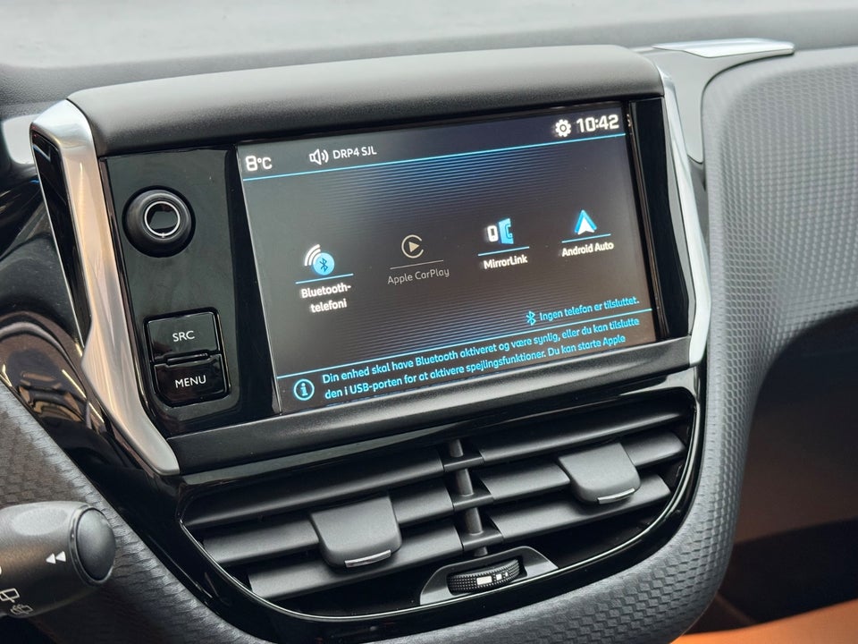 Peugeot 2008 1,5 BlueHDi 100 Allure Sky 5d