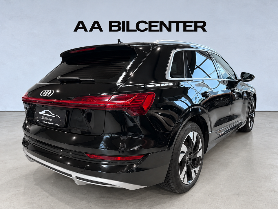 Audi e-tron 55 S-line quattro 5d