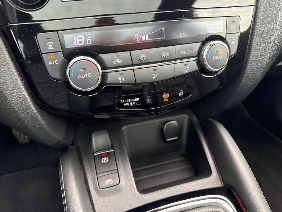 Nissan Qashqai 1,3 Dig-T 140 Tekna+ Dynamic 5d