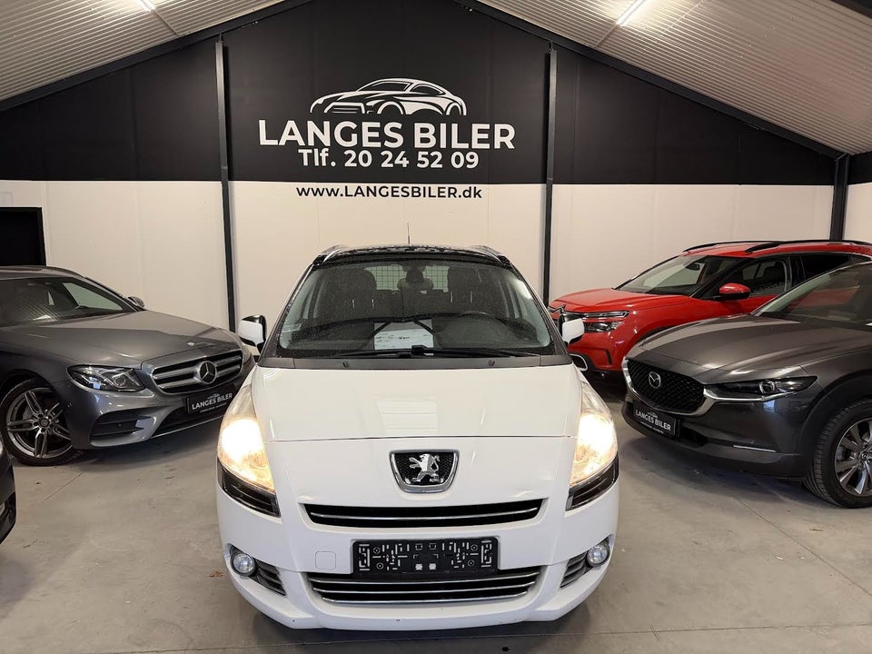 Peugeot 5008 1,6 HDi 112 Style Limited 5d
