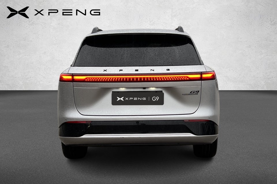 Xpeng G9 Performance 5d