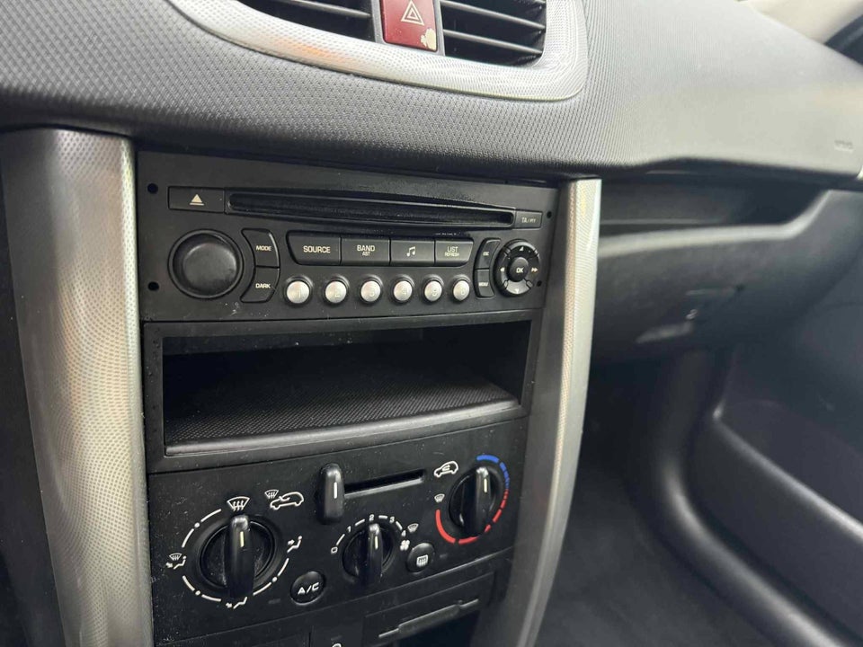 Peugeot 207 1,6 VTi S16 SW 5d