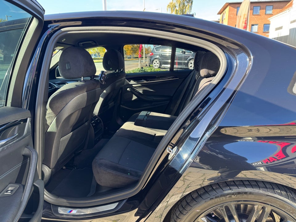 BMW 530d 3,0 M-Sport aut. 4d