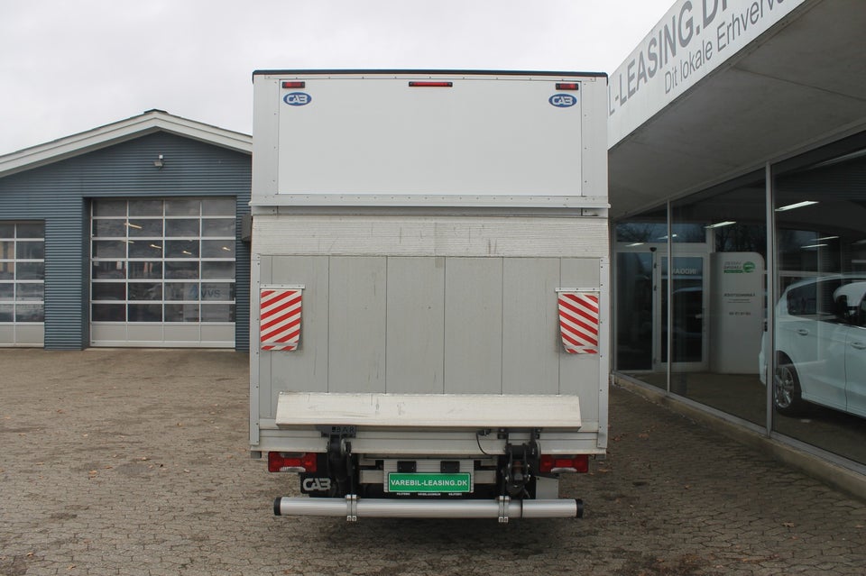 Iveco Daily 2,3 35S14 Alukasse m/lift 2d