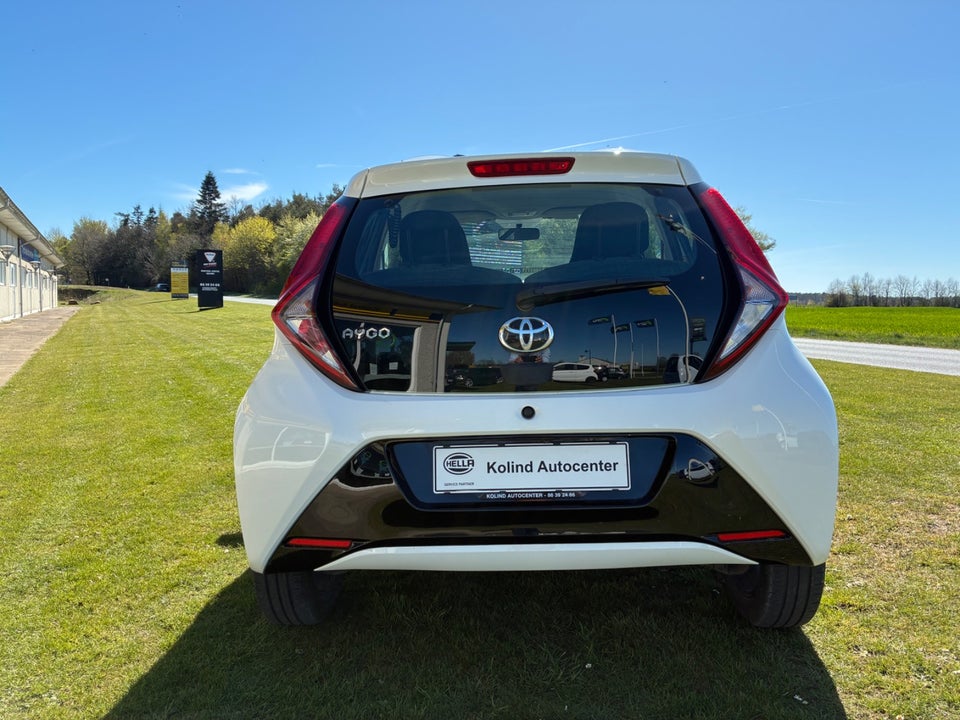 Toyota Aygo 1,0 VVT-i x-pression 5d