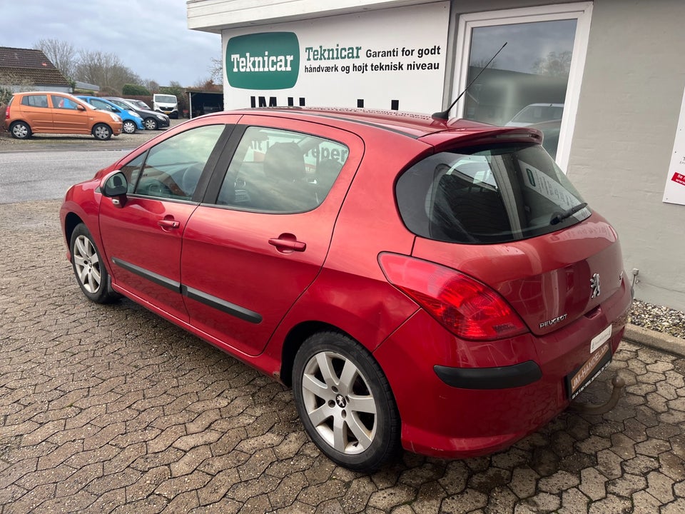 Peugeot 308 1,6 HDi 90 Comfort 5d