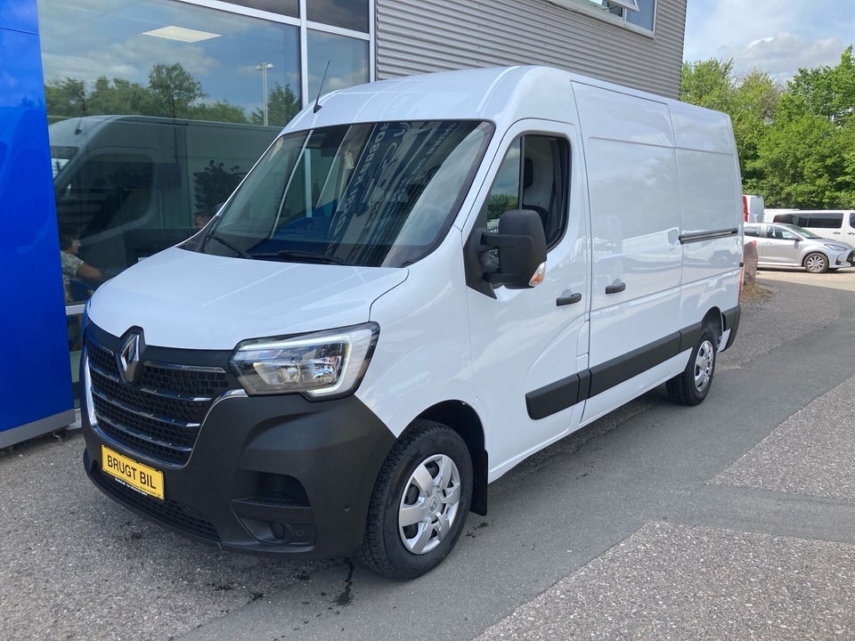 Renault Master IV T35 2,3 dCi 150 L2H2 Kassevogn