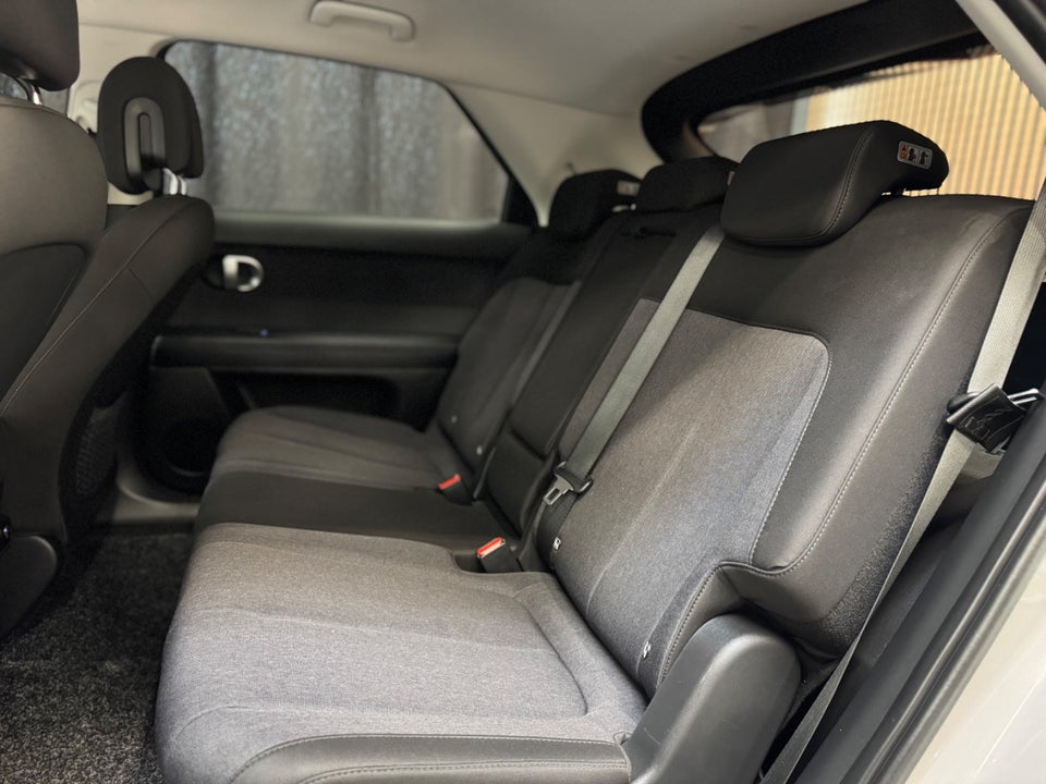 Hyundai Ioniq 5 77 Essential AWD 5d