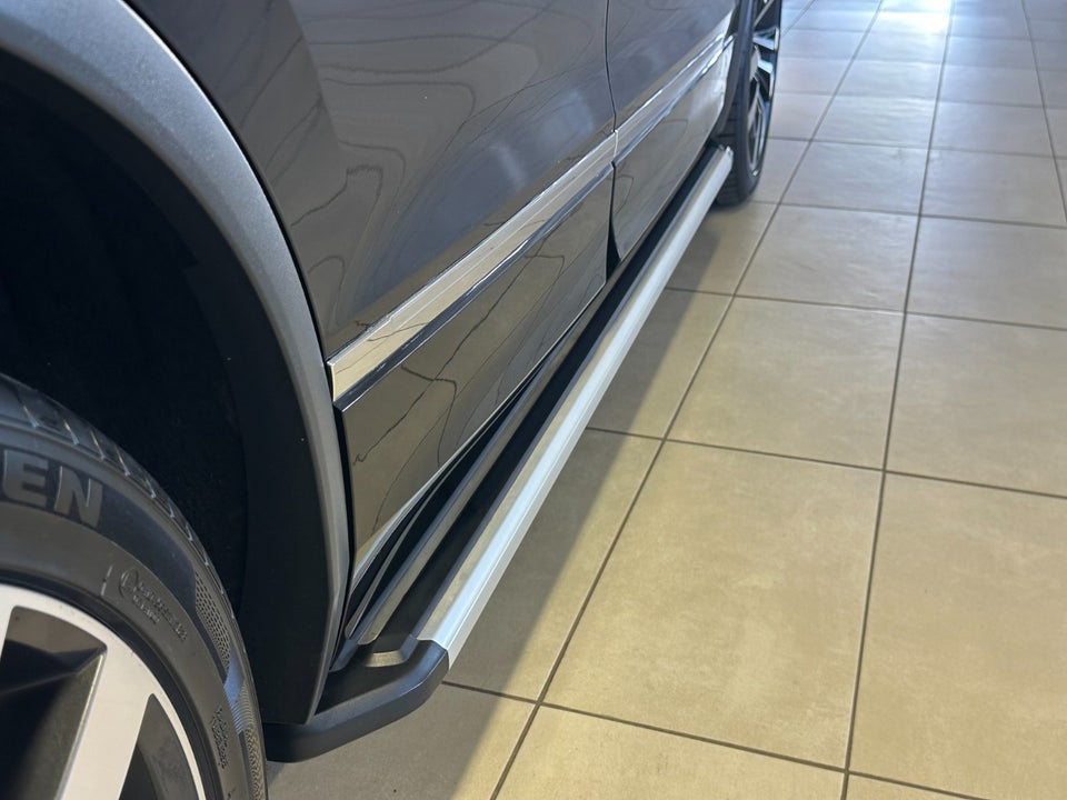 VW Tiguan 2,0 TDi 190 R-line DSG 4Motion 5d