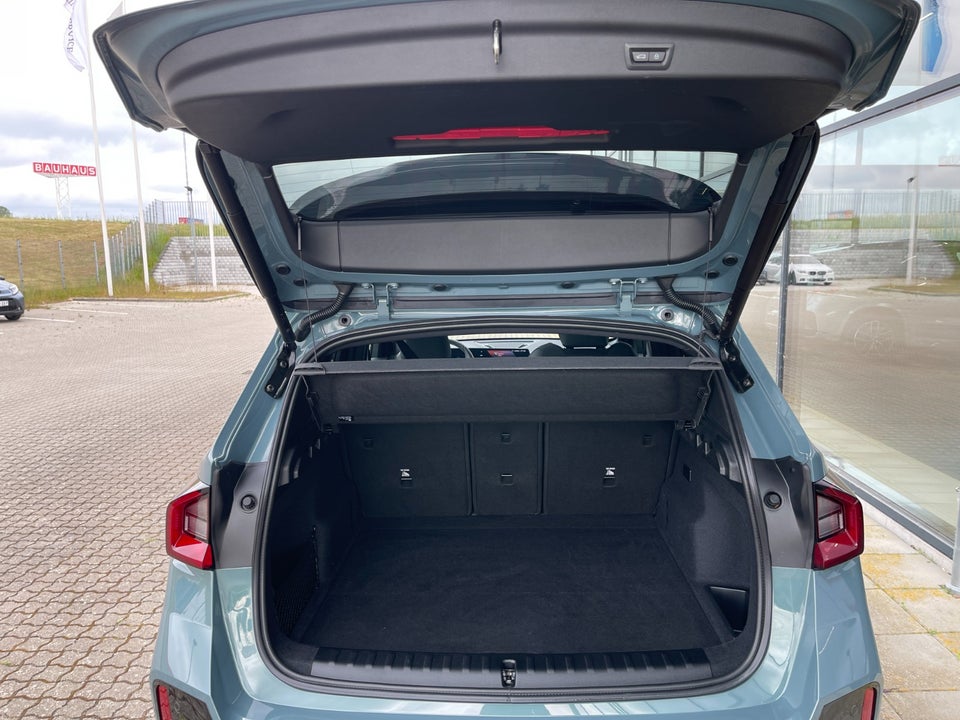BMW iX1 eDrive20 M-Sport Premium 5d