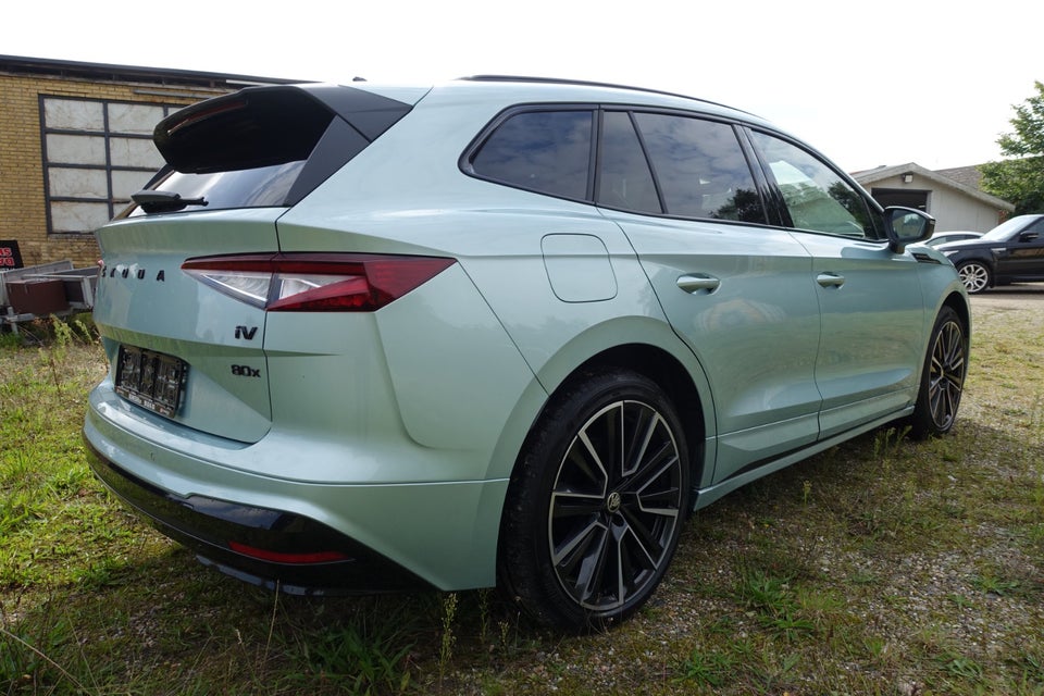 Skoda Enyaq 80X iV Founders Edition 5d