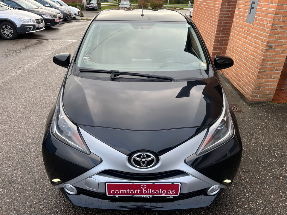 Toyota Aygo 1,0 VVT-i x-black II 5d