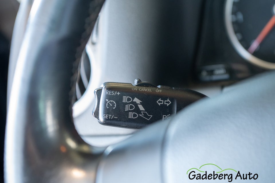 VW Tiguan 2,0 TDi 140 Sport & Style Tiptr. 4Motion 5d