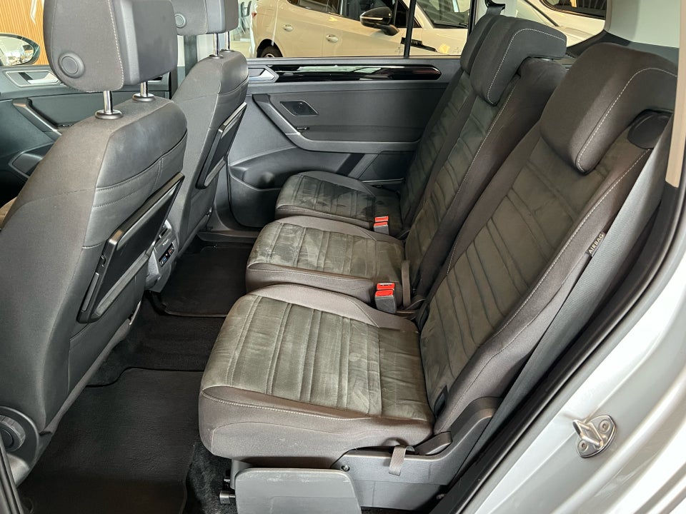 VW Touran 1,8 TSi 180 Highline DSG 7prs 5d