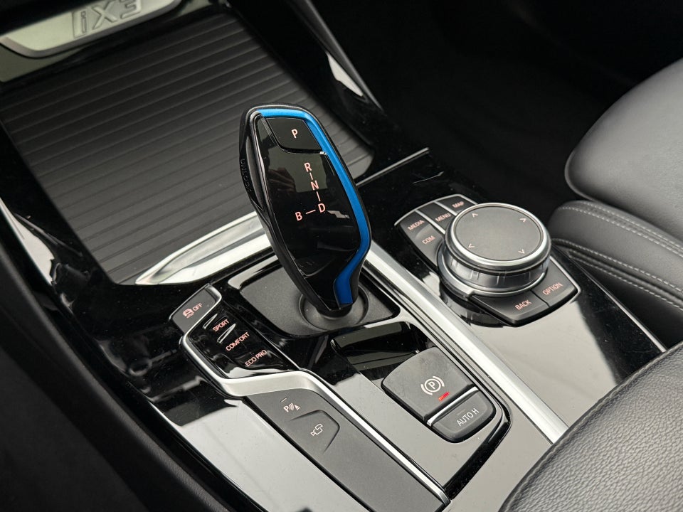 BMW iX3 Charged Plus 5d