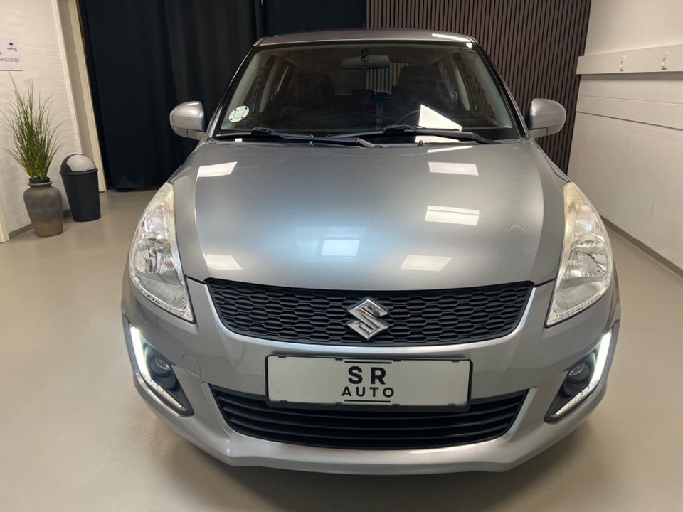 Suzuki Swift 1,2 Dualjet Club 5d