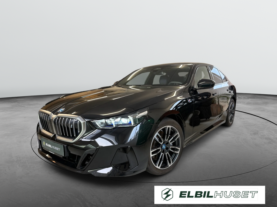 BMW i5 eDrive40 M-Sport 4d